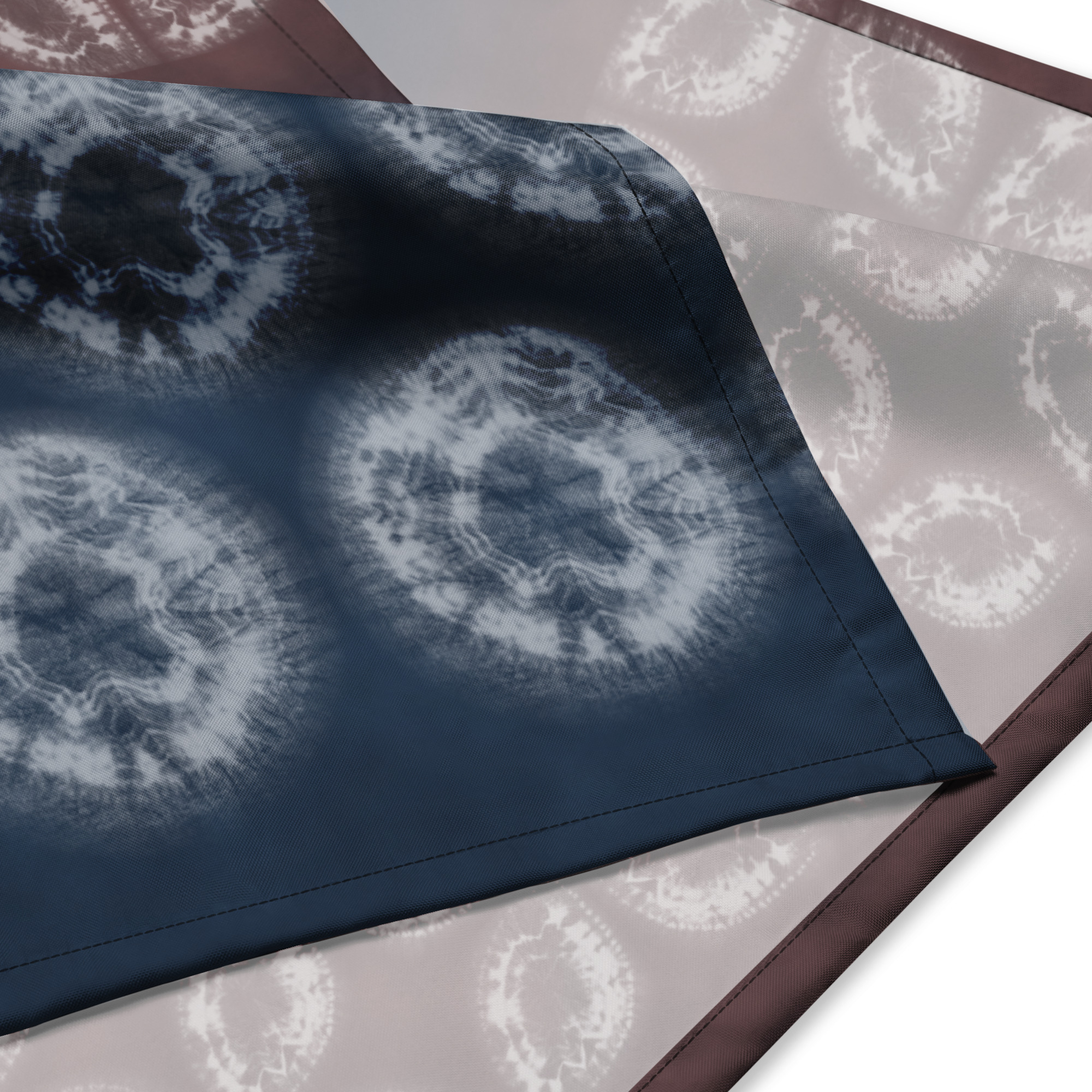 Indigo / Akane Shibori Shippou & Circle bandana Furoshiki - Image 2