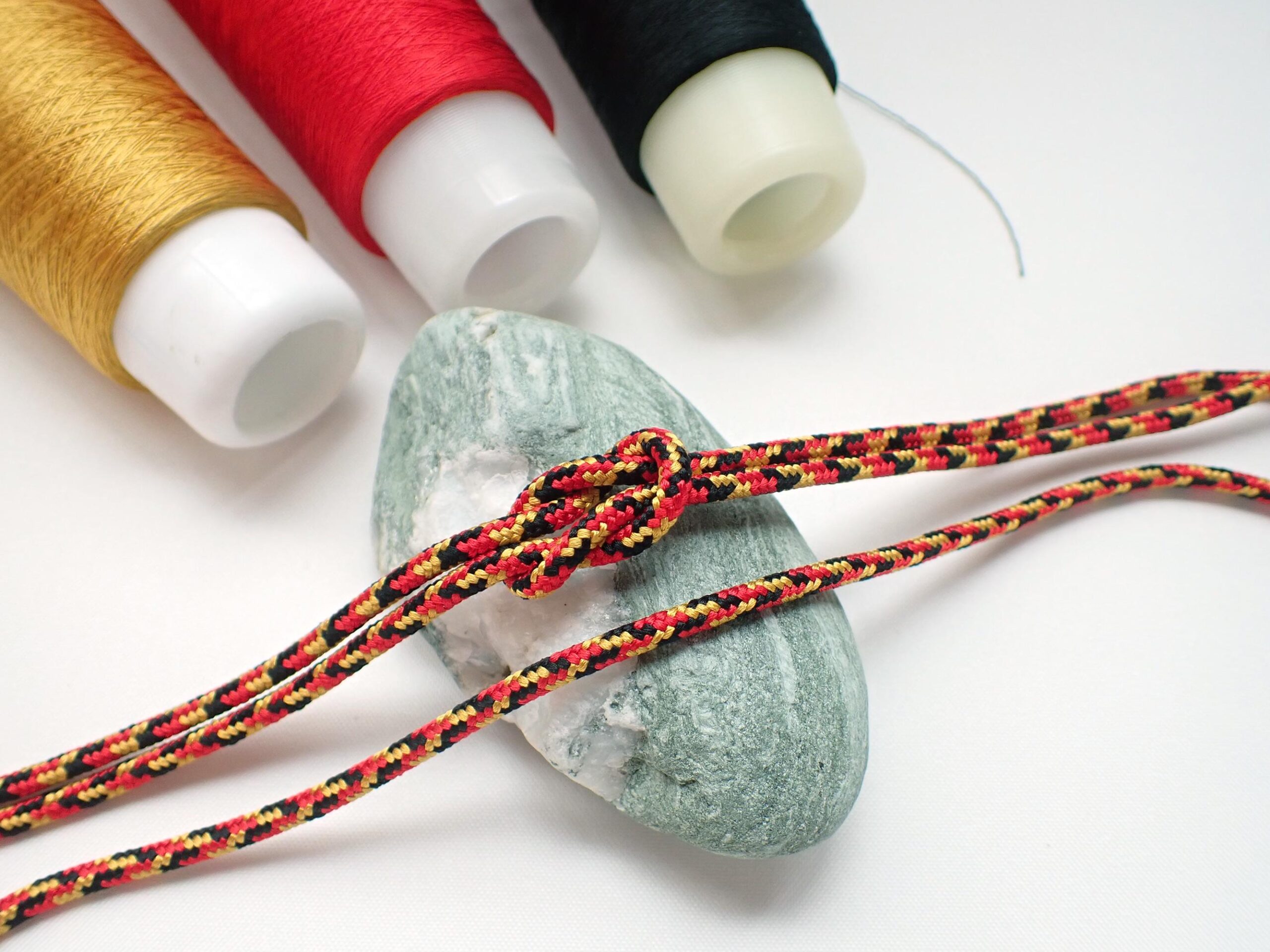 Silk Kumihimo Cord 3mm - Flag Inspired Colors - 16 Strand Braid for Jewelry Making (1m) - Image 7