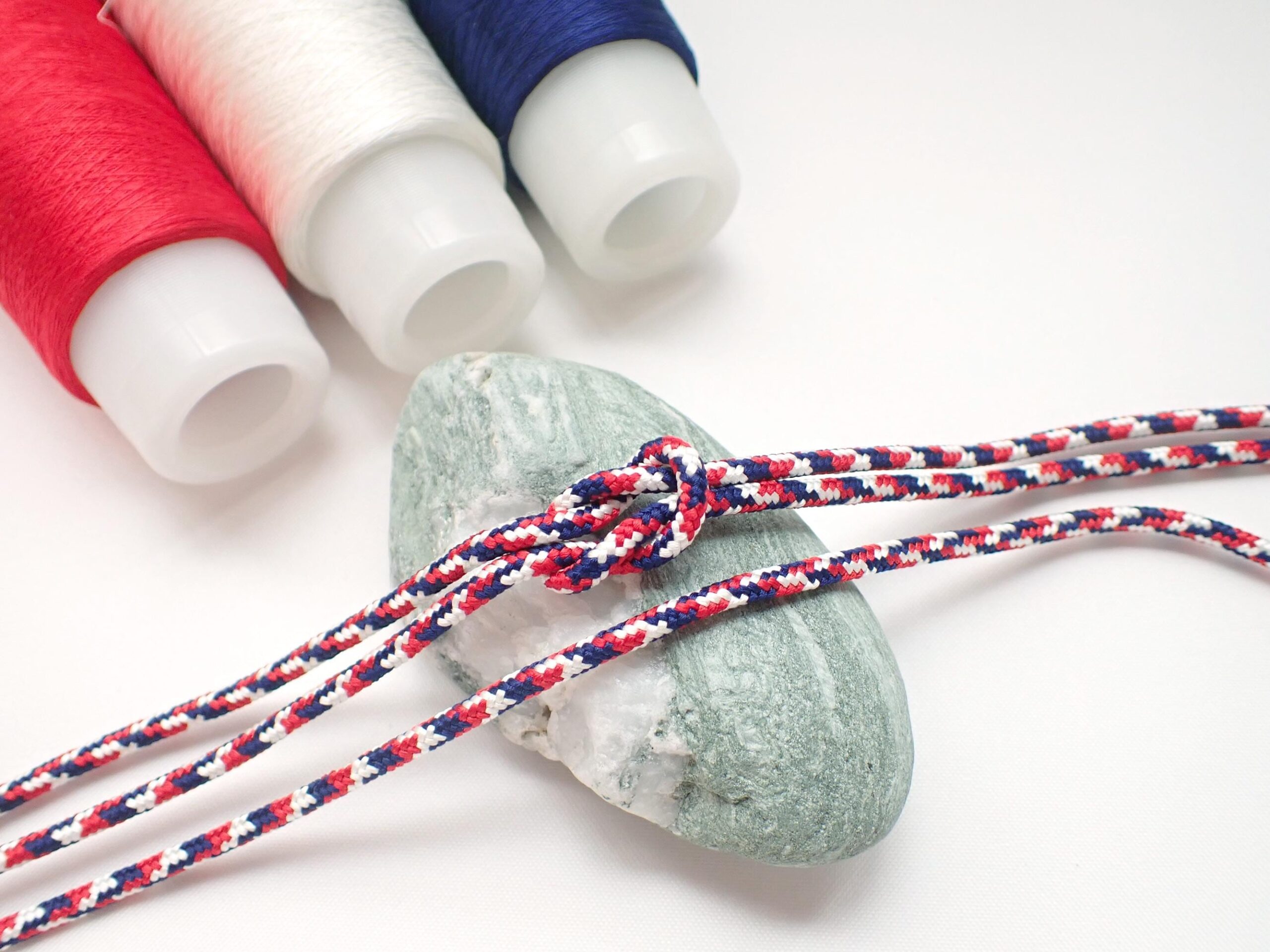 Silk Kumihimo Cord 3mm - Flag Inspired Colors - 16 Strand Braid for Jewelry Making (1m) - Image 5