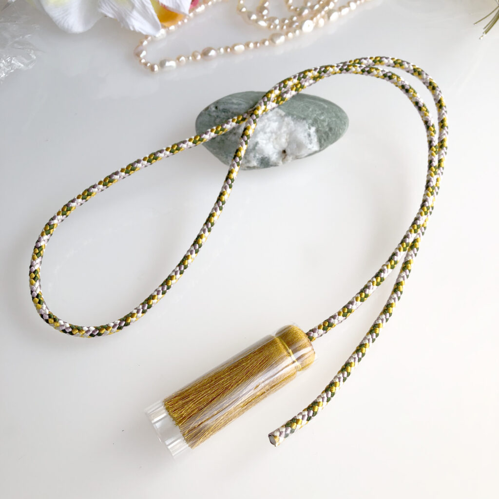 One-end tassel finishing for kumihimo cord